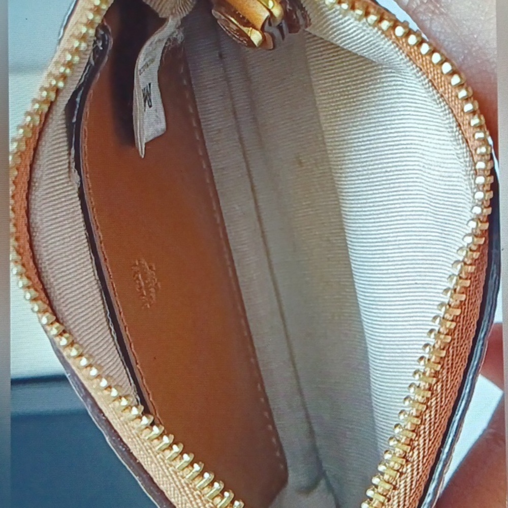 ✨️MCM MONOGRAM KEY POUCH IN VISETOS - Picture 13 of 15